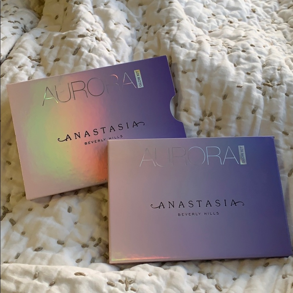 Aurora Glow Kit Highlighter
